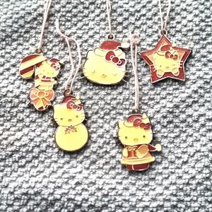 Hello Kitty Christmas Ornaments Set